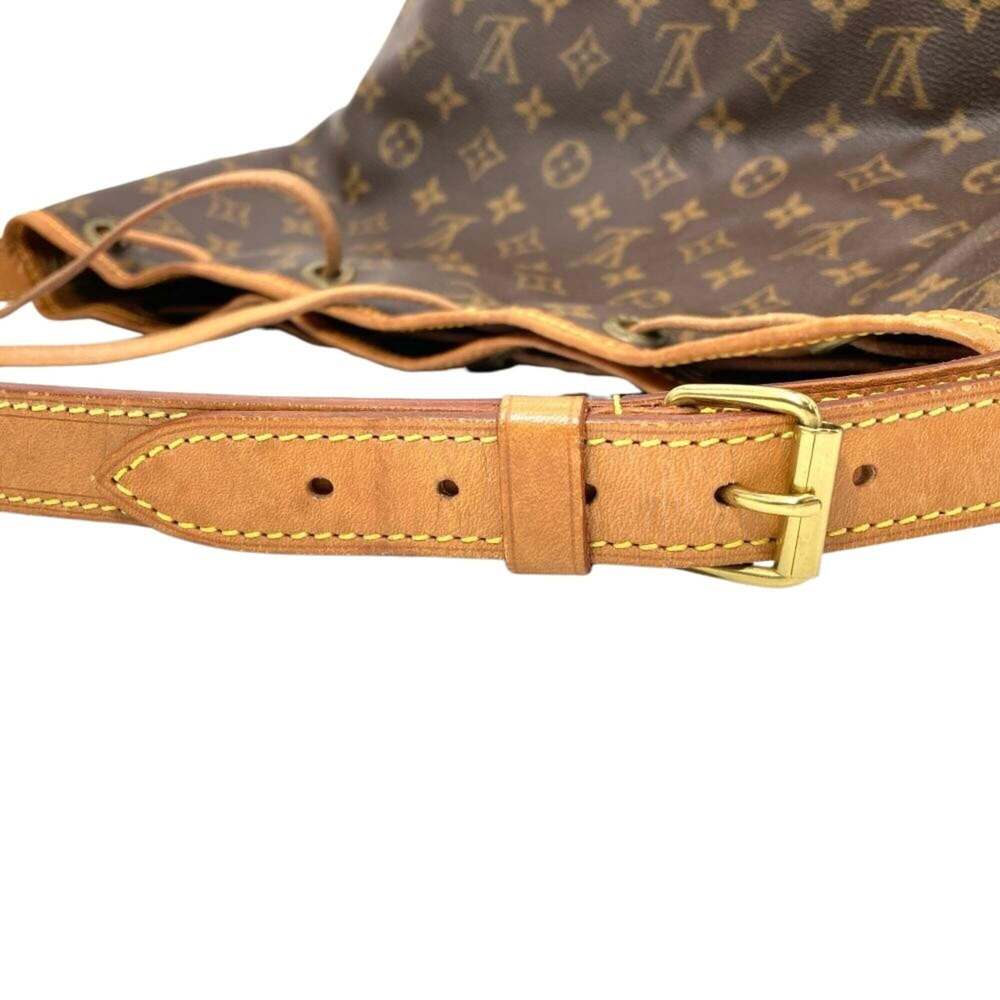 LOUIS VUITTON Brown Monogram Canvas Shoulder Bag - Picture 8 of 10